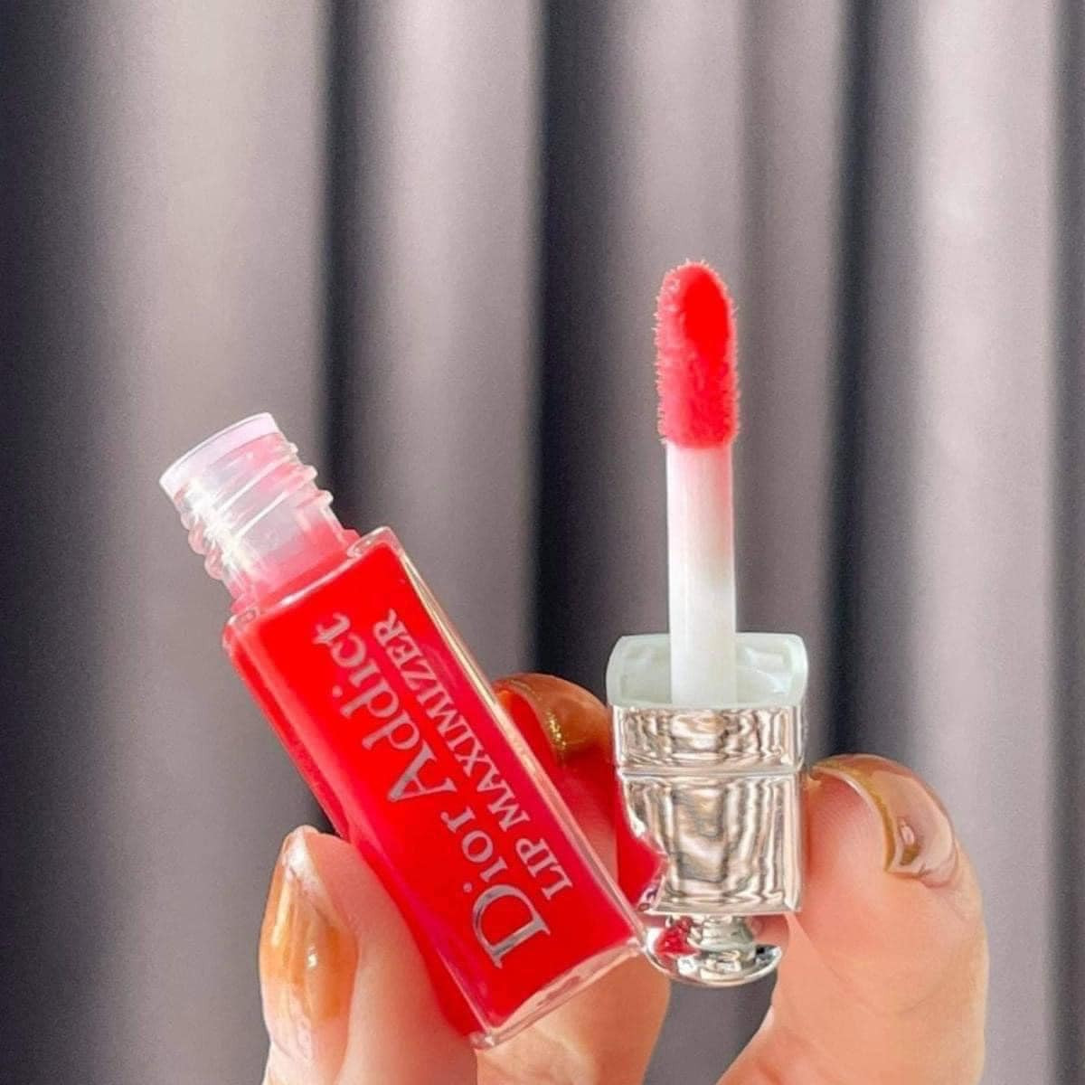 Lịch sử giá Son dưỡng môi Dior Addict Lip Maximizer Mini 2ml cập nhật 72023 BeeCost #12 Lịch sử giá Son dưỡng môi Dior Addict Lip Maximizer Mini 2ml cập nhật 72023 BeeCost